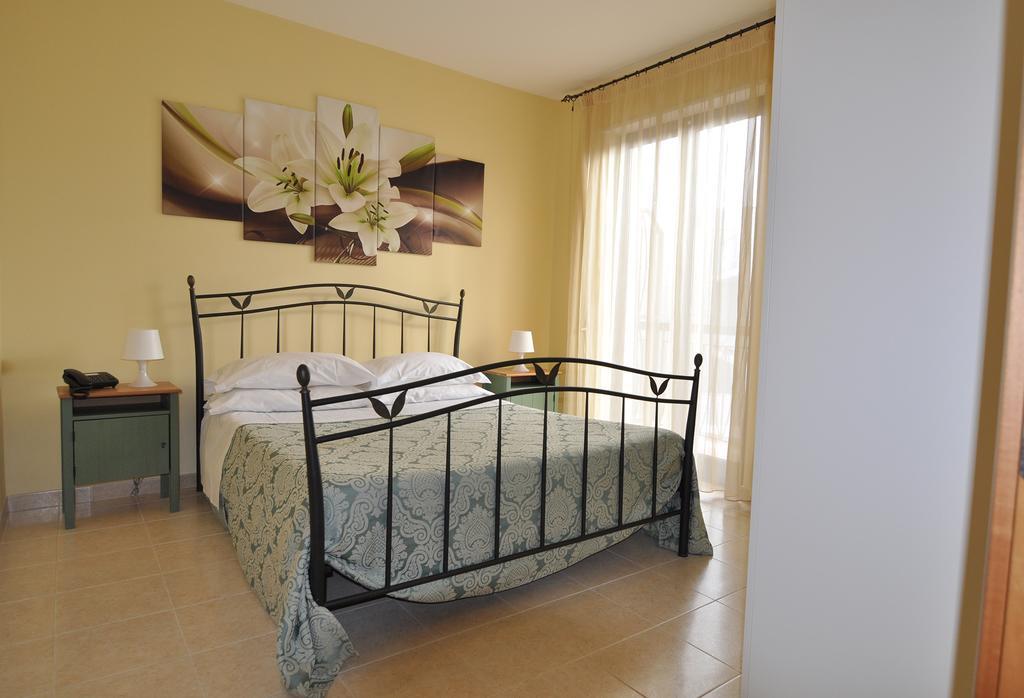 Ciao Hotel & Residence - Apartments Conversano Eksteriør bilde